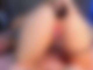 Live cam show with Jess-Lui - Athletic Bedroom on hrnylive.com