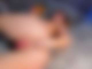 Live cam show with Jess-Lui - Brown Hair on luckytryst.com