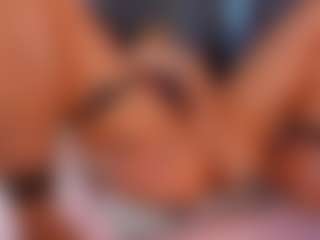 Jess-Lui's Live Sex Cam Show