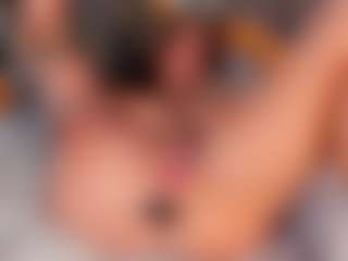 Jess-Lui's Live Sex Cam Show