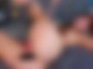 Jess-Lui's Live Sex Cam Show