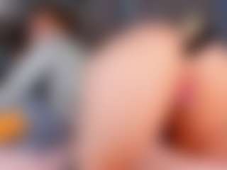 Live cam show with Jess-Lui - Athletic Bedroom on Dolls Live