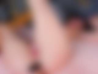 Live cam show with Jess-Lui - Flashing on crypto-cams