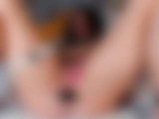 Live cam show with Jess-Lui - Green Eyes on camtv