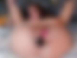 Live cam show with Jess-Lui - Spank Brown Hair on fuck-show.com