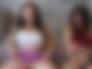 Live cam show with SosGirls - Strip on Camsoda