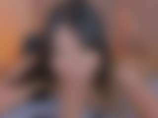 Live cam show with L U I S A H - Small Tits on Camsoda