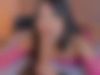 L U I S A H's Live Sex Cam Show