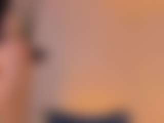 Live cam show with L U I S A H - Facial on Free Soda