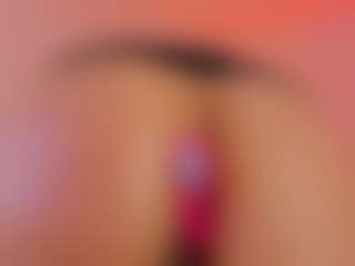 L U I S A H's Live Sex Cam Show