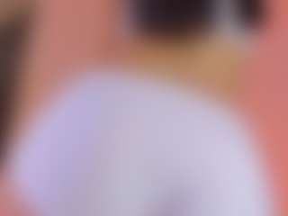 Live cam show with L U I S A H - Thong on Uber Horny