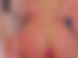 L U I S A H's Live Sex Cam Show
