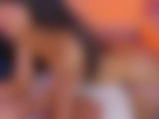 Live cam show with L U I S A H - Snowbunny on Strip Flash - Live Sex Shows