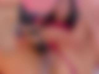 L U I S A H's Live Sex Cam Show