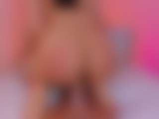 Live cam show with L U I S A H - Big Ass on madthumbs