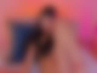 L U I S A H's Live Sex Cam Show