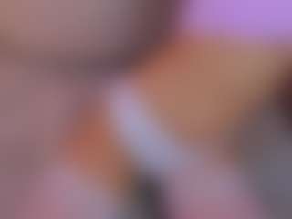 L U I S A H's Live Sex Cam Show