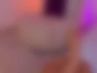 L U I S A H's Live Sex Cam Show