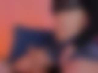L U I S A H's Live Sex Cam Show
