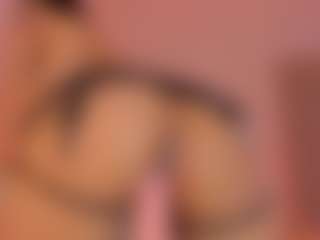L U I S A H's Live Sex Cam Show