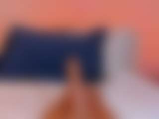 L U I S A H's Live Sex Cam Show