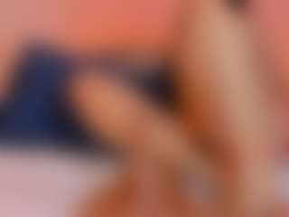 L U I S A H's Live Sex Cam Show