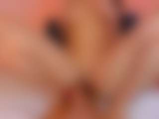 L U I S A H's Live Sex Cam Show