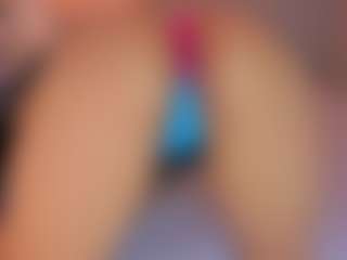 L U I S A H's Live Sex Cam Show
