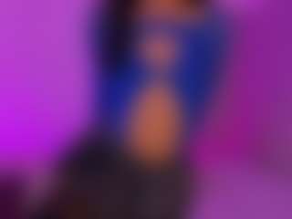L U I S A H's Live Sex Cam Show