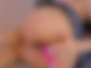 L U I S A H's Live Sex Cam Show