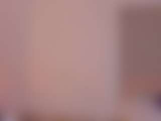 Live cam show with L U I S A H - Thong on Camsoda