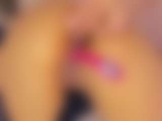 Live cam show with L U I S A H - Arab Small Tits on Camsoda