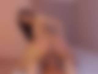 L U I S A H's Live Sex Cam Show