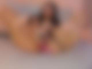 L U I S A H's Live Sex Cam Show