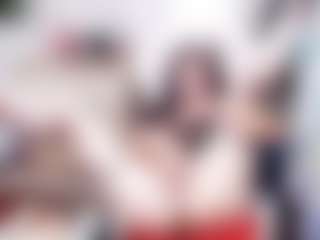 Live cam show with dalila-milf - Curvy Small Tits on TeamSkeetLive