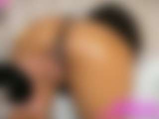 Live cam show with Ashleyy-23 - Deepthroat on CamClone