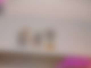Live cam show with Ashleyy-23 - Fingers on Strip Flash - Live Sex Shows