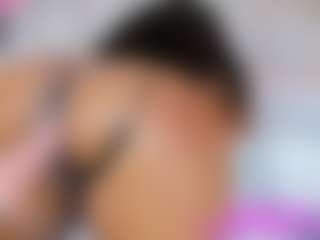 Ashleyy-23 MILF webcam performer live streaming