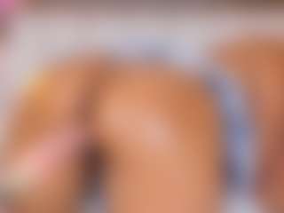 Live cam show with Ashleyy-23 - Public on AdultVida.com