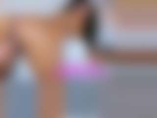 Live cam show with Ashleyy-23 - Control on Camsoda