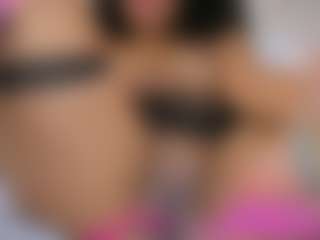 Ashleyy-23 MILF webcam performer live streaming