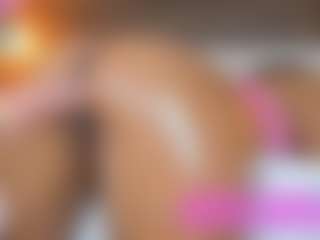 Ashleyy-23 MILF webcam performer live streaming