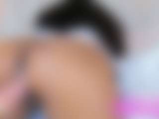 Ashleyy-23 MILF webcam performer live streaming
