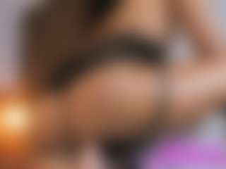 Live cam show with Ashleyy-23 - Fuck Machine on Cam Slut