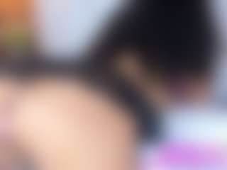 Ashleyy-23 MILF webcam performer live streaming