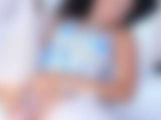 Live cam show with Ashleyy-23 - Public on Free Soda