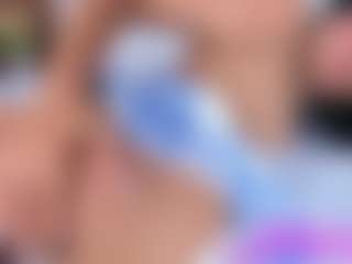 Ashleyy-23 MILF webcam performer live streaming