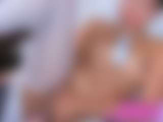 Ashleyy-23's Live Sex Cam Show