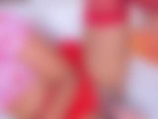 Live cam show with Ashleyy-23 - Oil on Camsoda