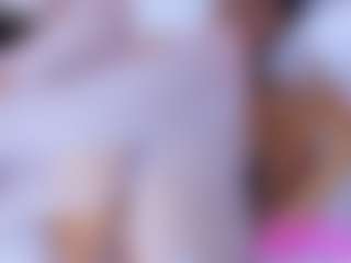Live cam show with Ashleyy-23 - Gagging on Camsoda